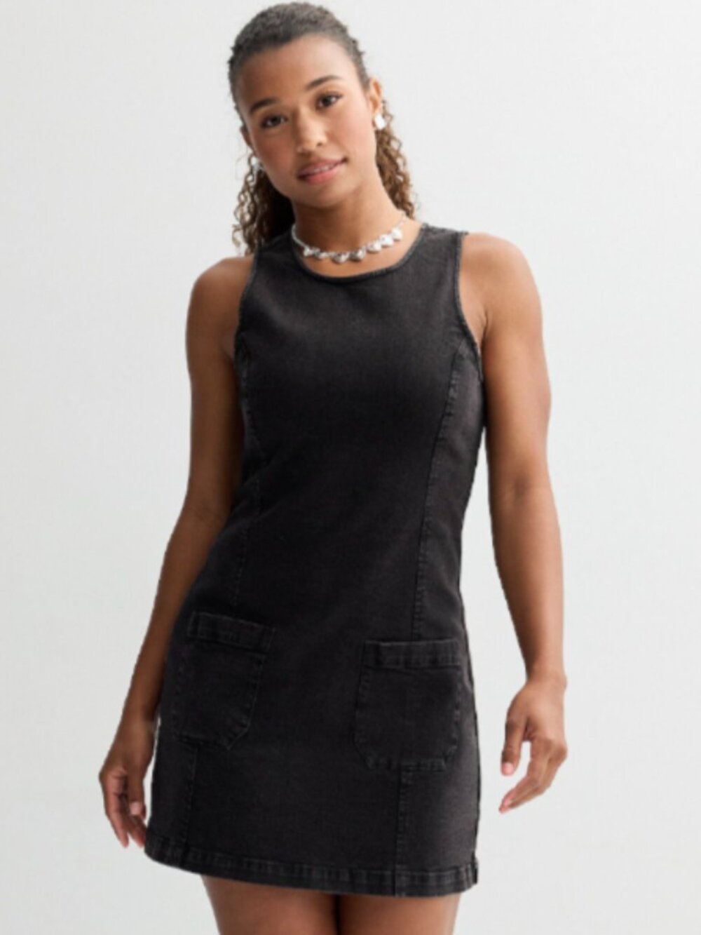 Tinsel Town Patch Pocket Shift Dress Women Size Medium Black Sleeveless Crewneck
